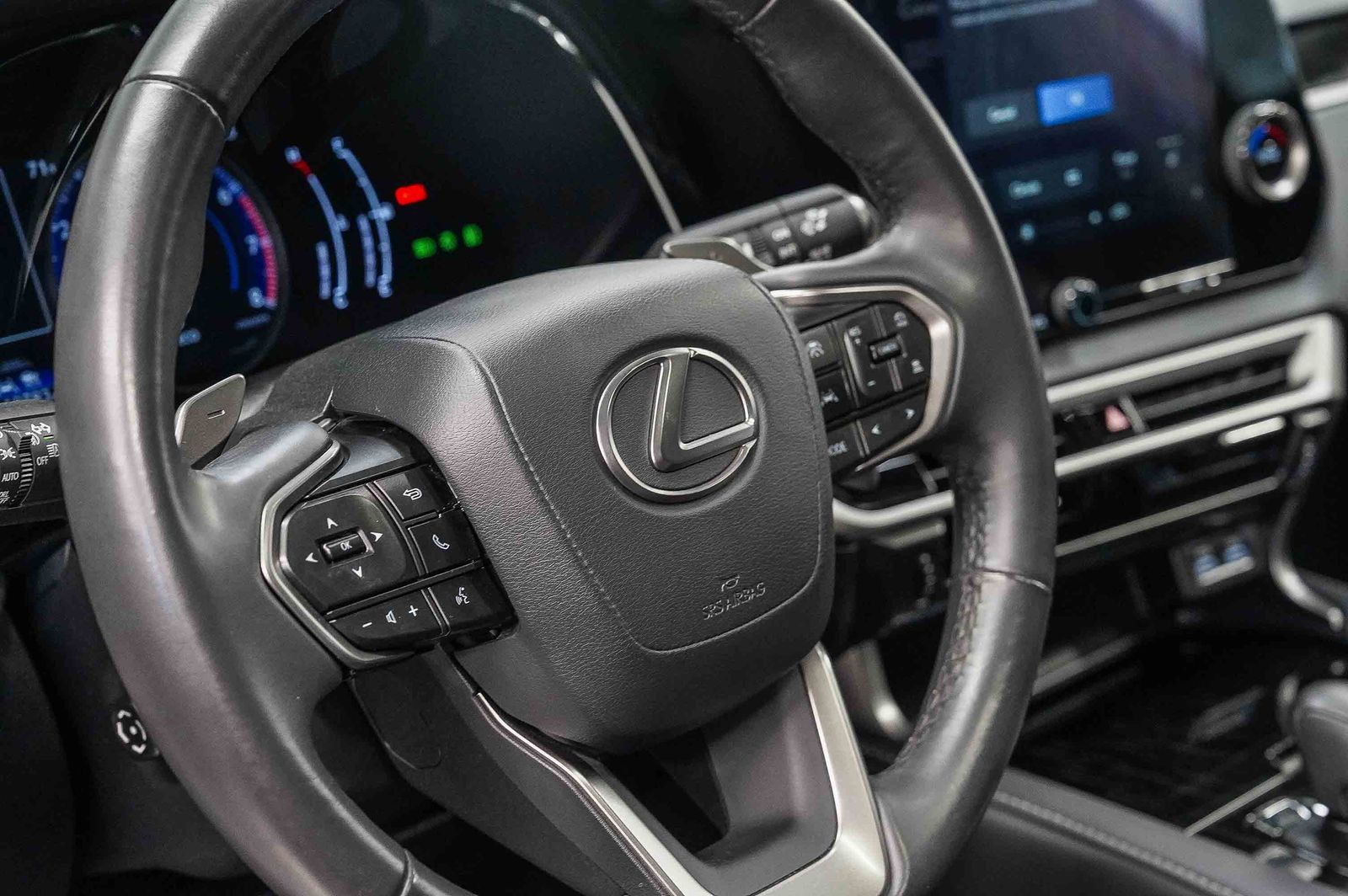 Thumbnail: 2024 Lexus RX - 20
