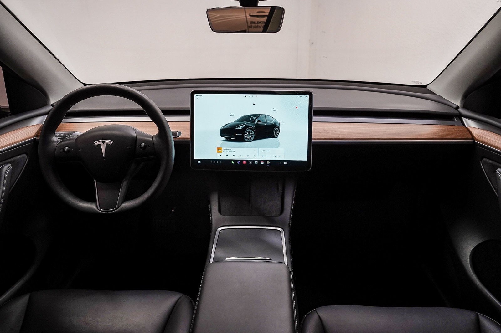 Thumbnail: 2025 Tesla Model Y - 11