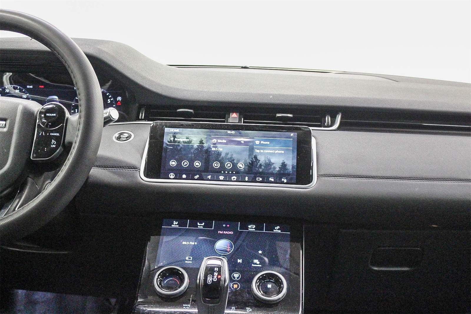 Thumbnail: 2020 Land Rover Range Rover Evoque - 14