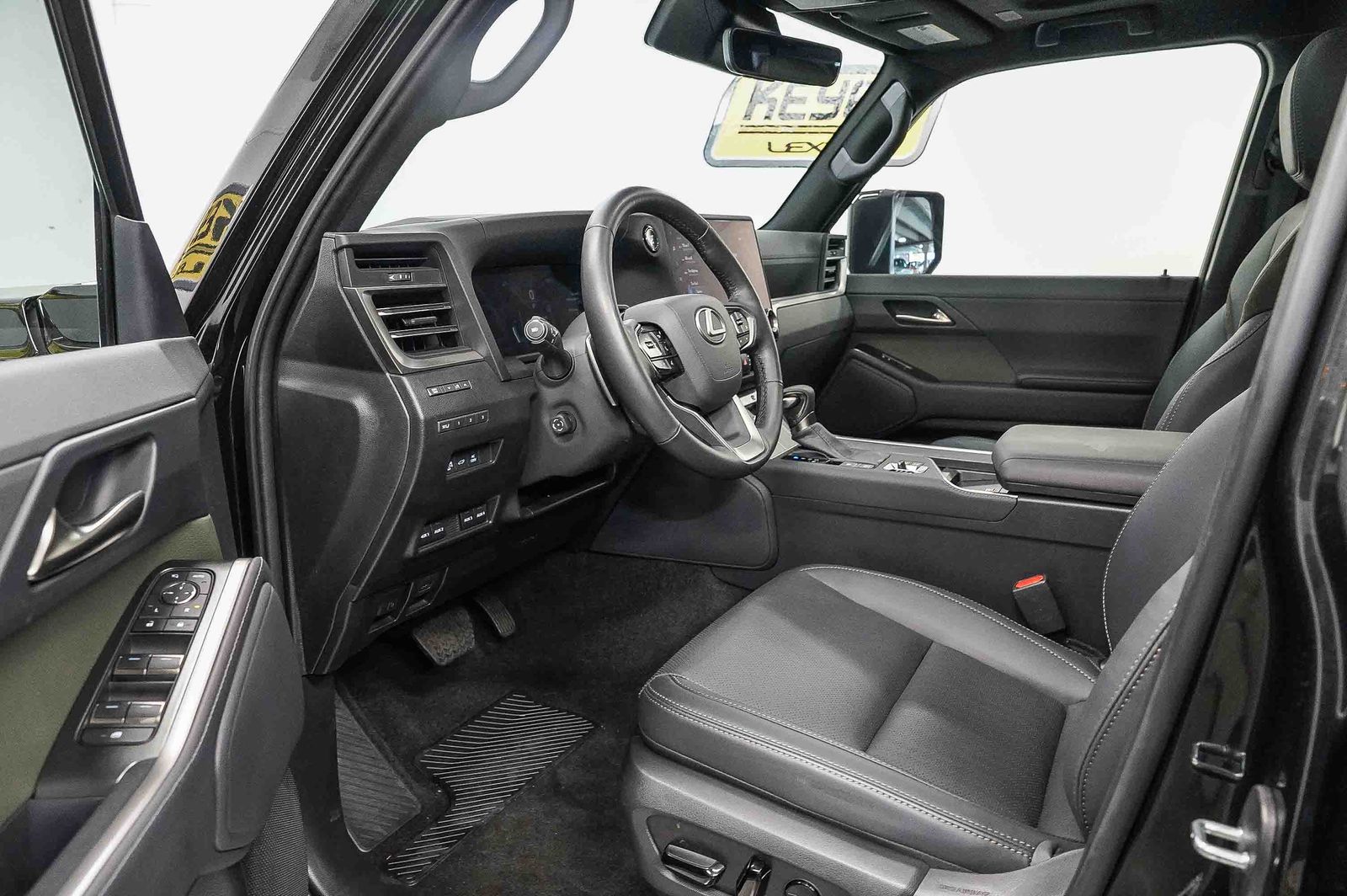 Thumbnail: 2026 Lexus GX - 18