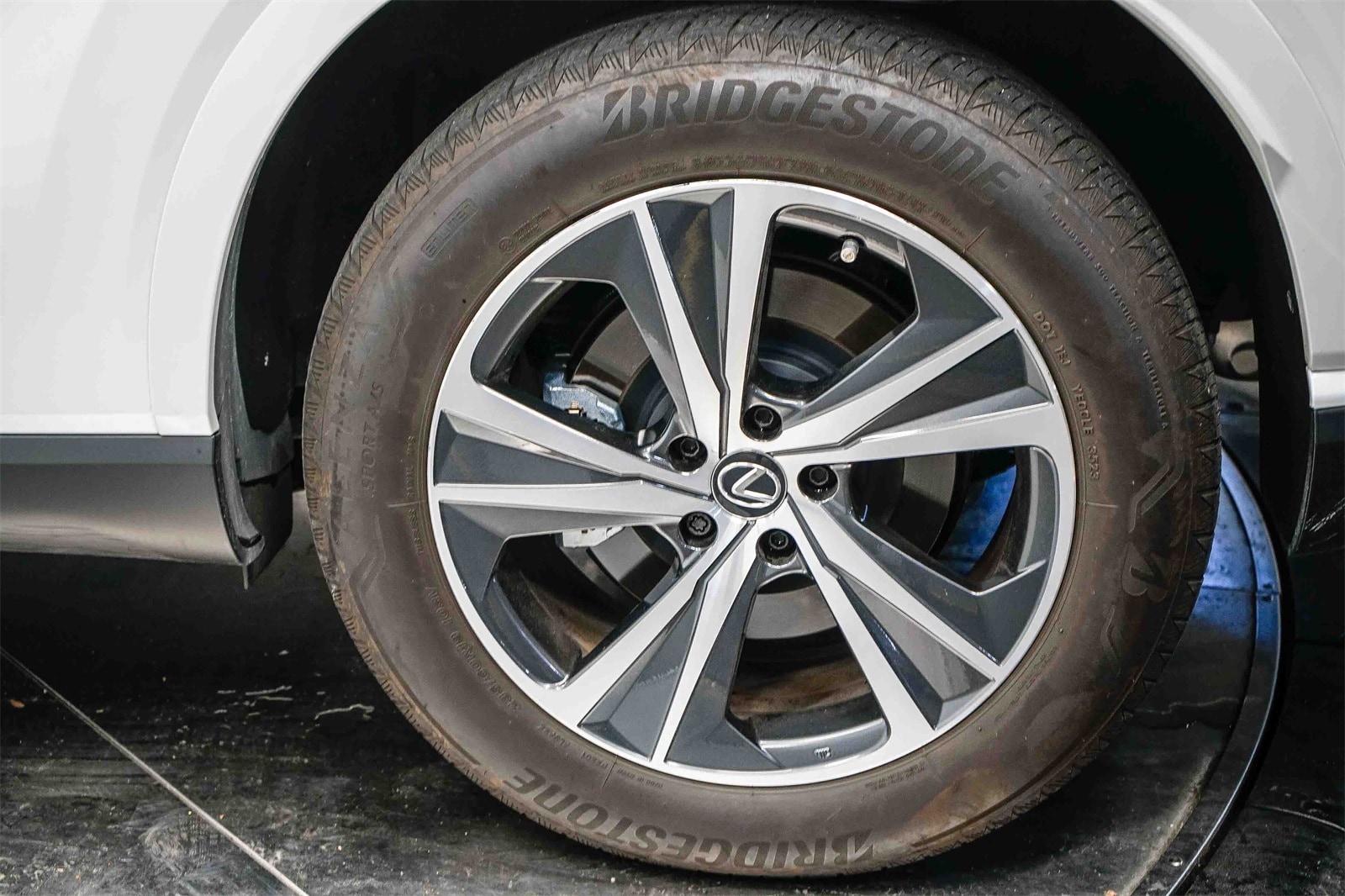 Thumbnail: 2024 Lexus RX - 10