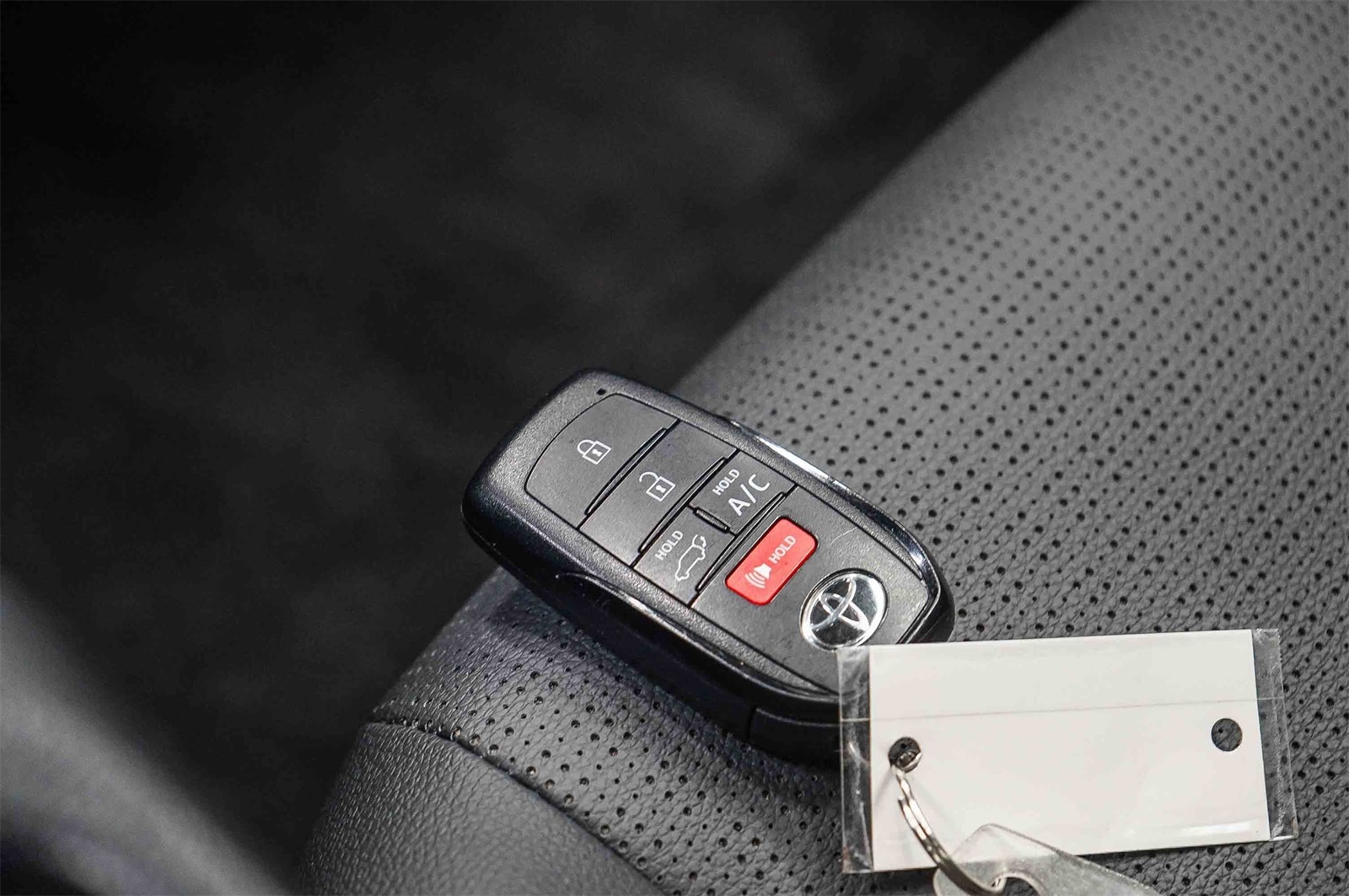 Thumbnail: 2024 Toyota bZ4X - 29