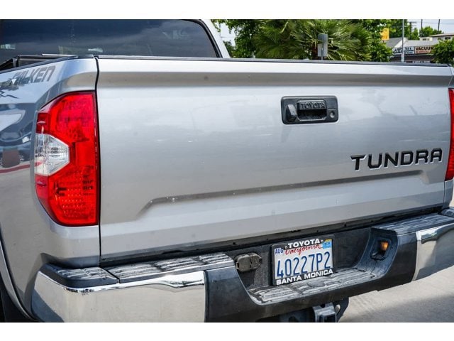 2017 Toyota Tundra SR5 12