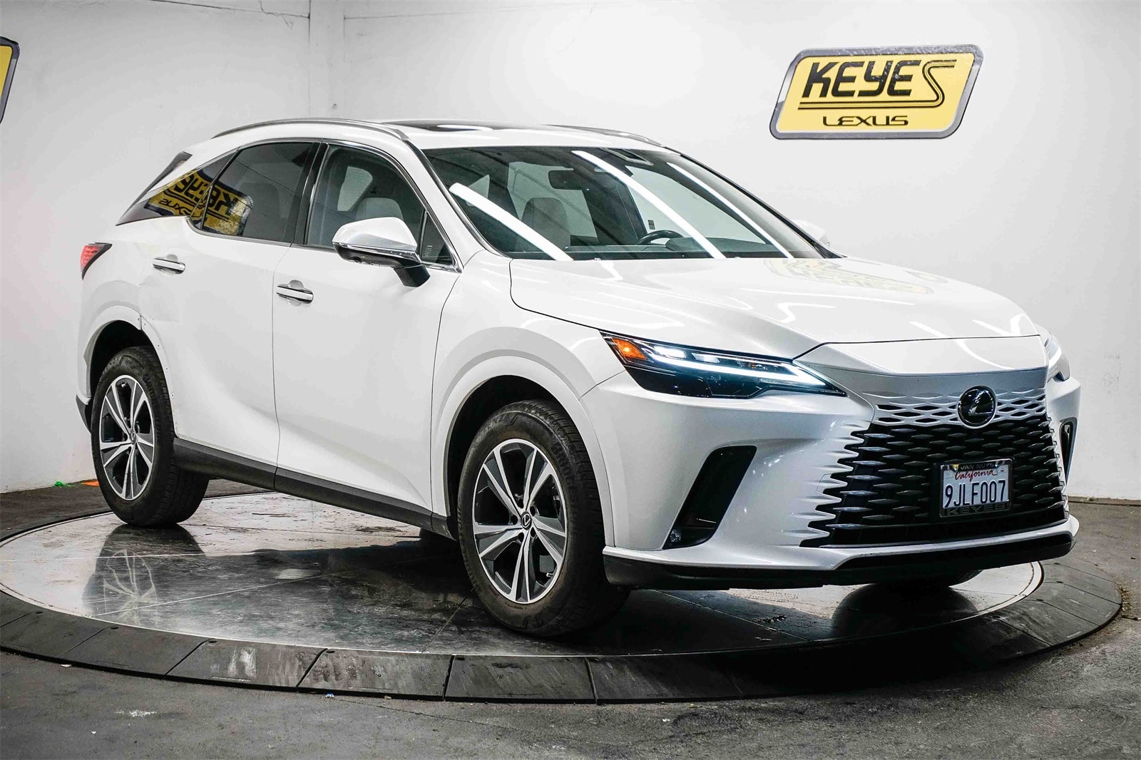 Thumbnail: 2024 Lexus RX - 5