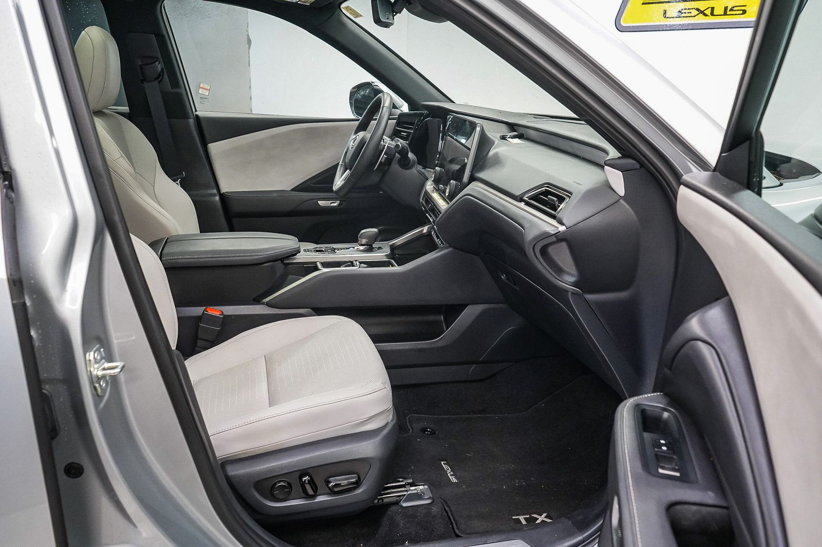 Thumbnail: 2026 Lexus TX - 16