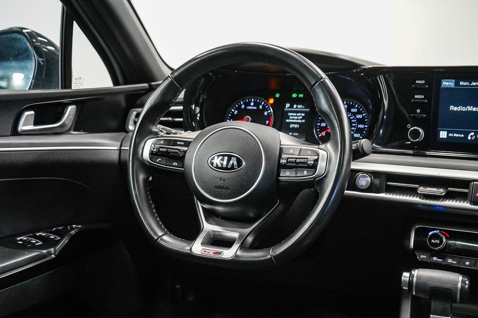 Thumbnail: 2021 Kia K5 - 15