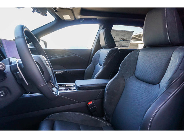 Thumbnail: 2025 Lexus RX - 18
