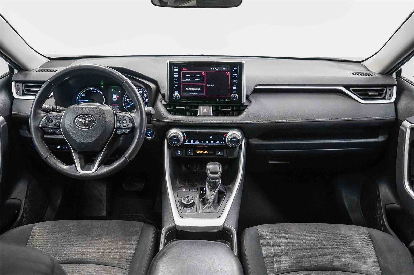 Thumbnail: 2019 Toyota RAV4 - 12