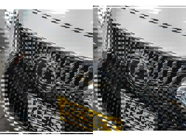 Thumbnail: 2025 Lexus ES - 8