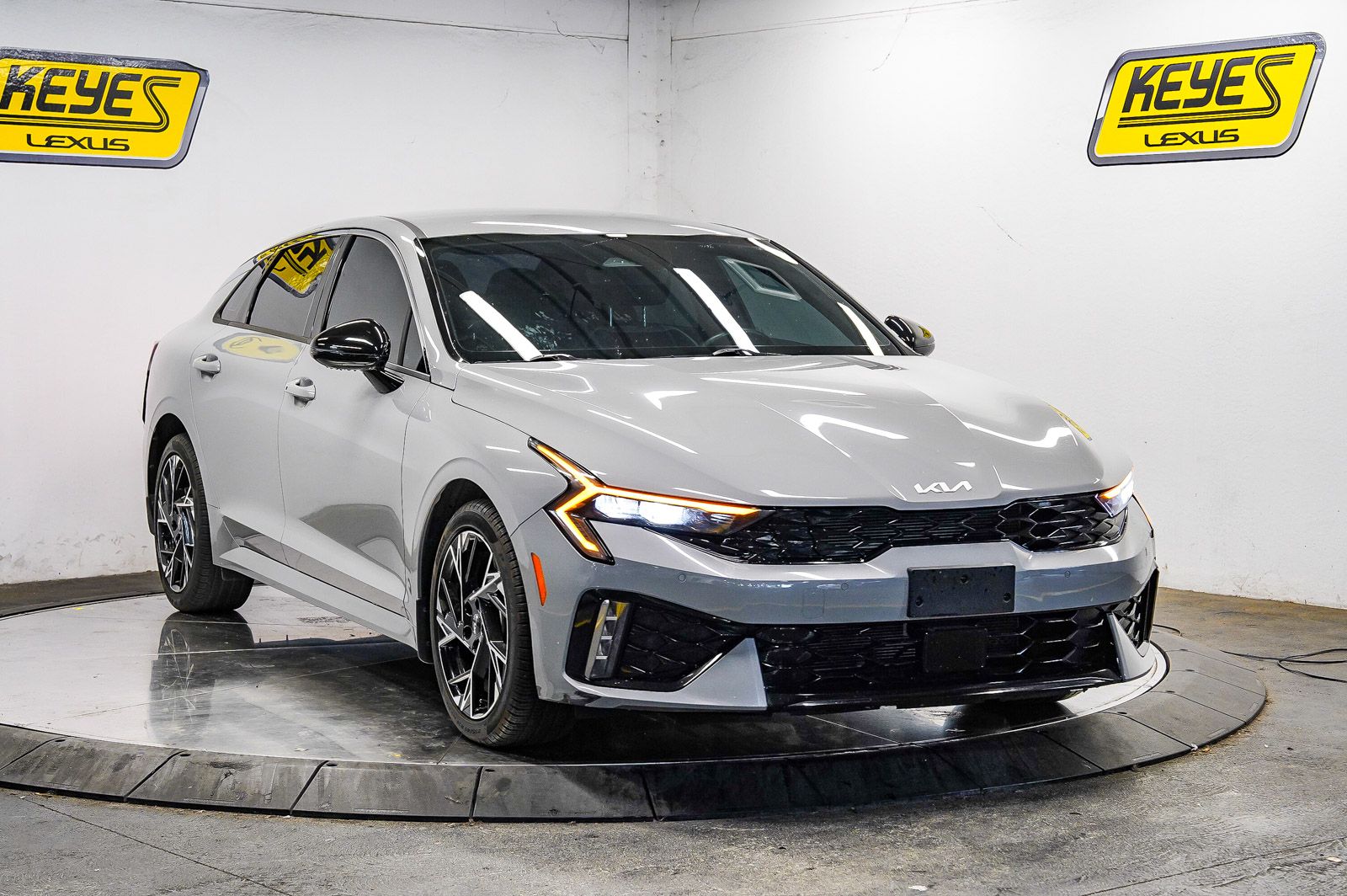 Thumbnail: 2025 Kia K5 - 5
