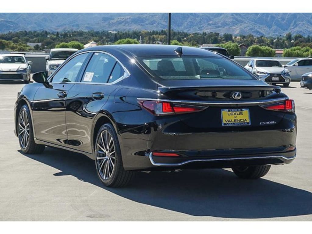 New 2025 Lexus ES ES 300h SEDAN