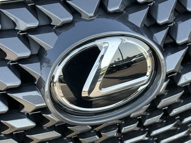 Thumbnail: 2025 Lexus UX - 5