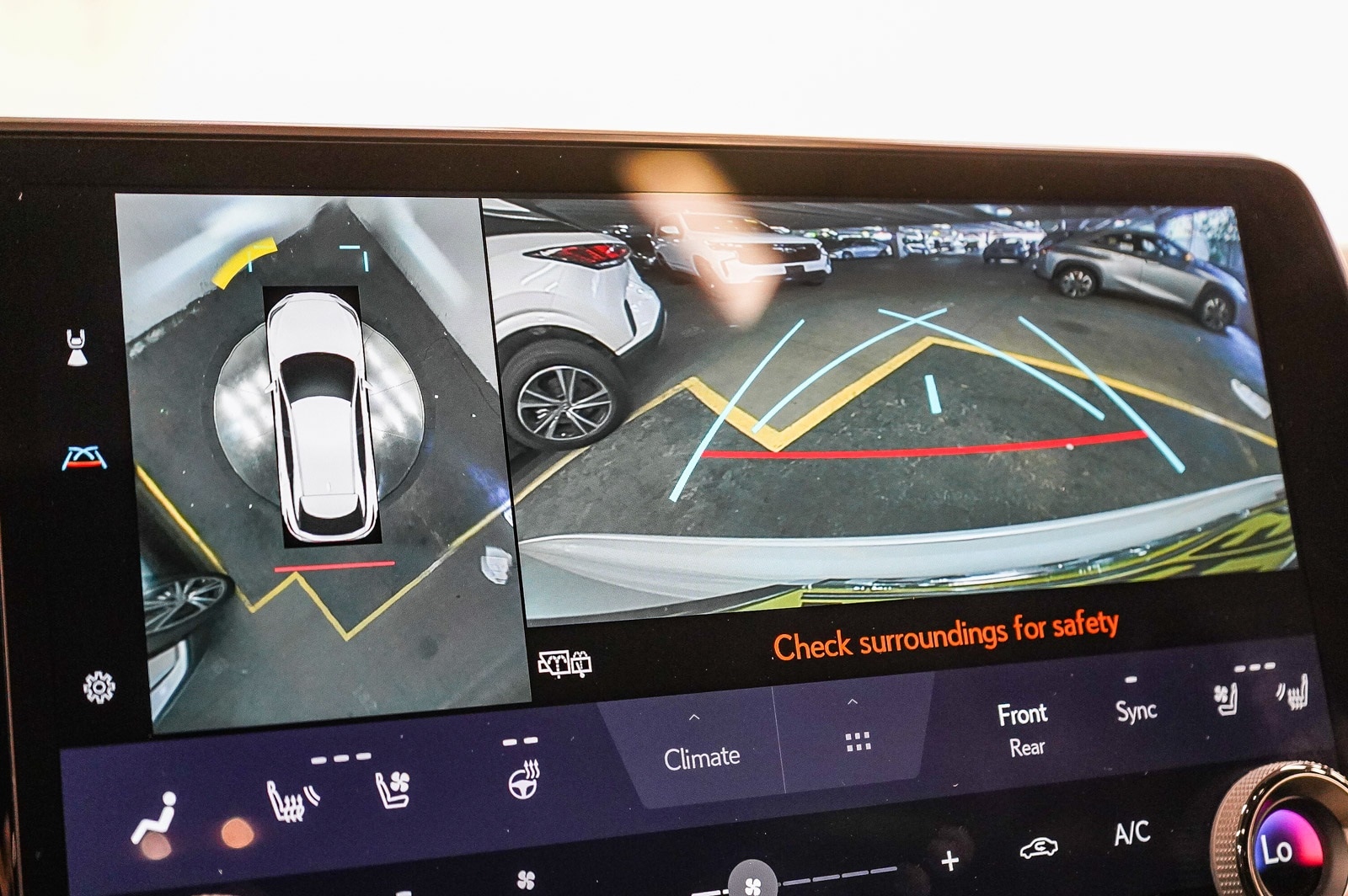 Thumbnail: 2025 Lexus RX - 26