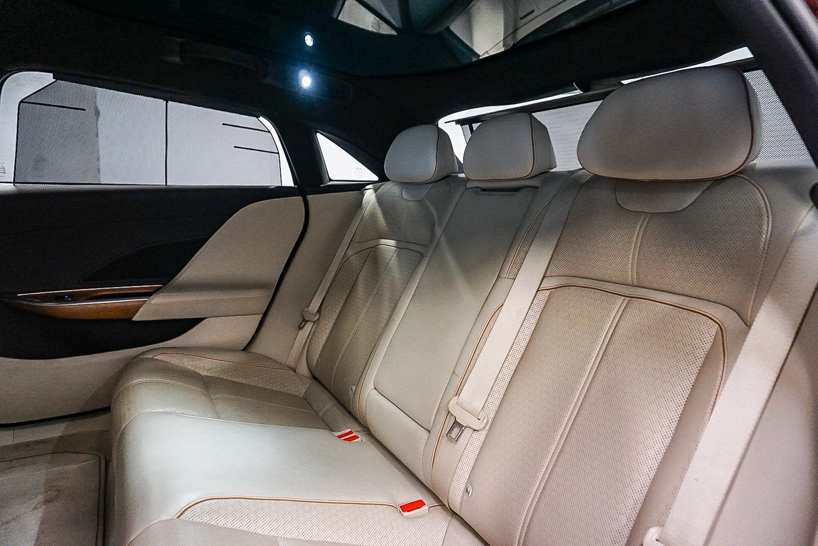 Thumbnail: 2022 Lucid Air - 19