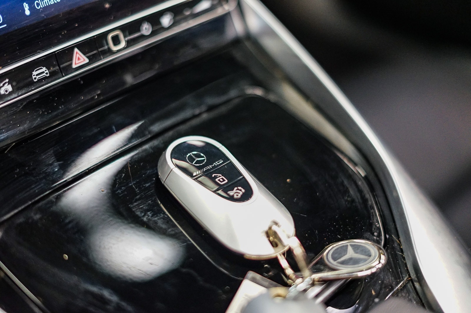 Thumbnail: 2023 Mercedes-Benz SL-Class - 22