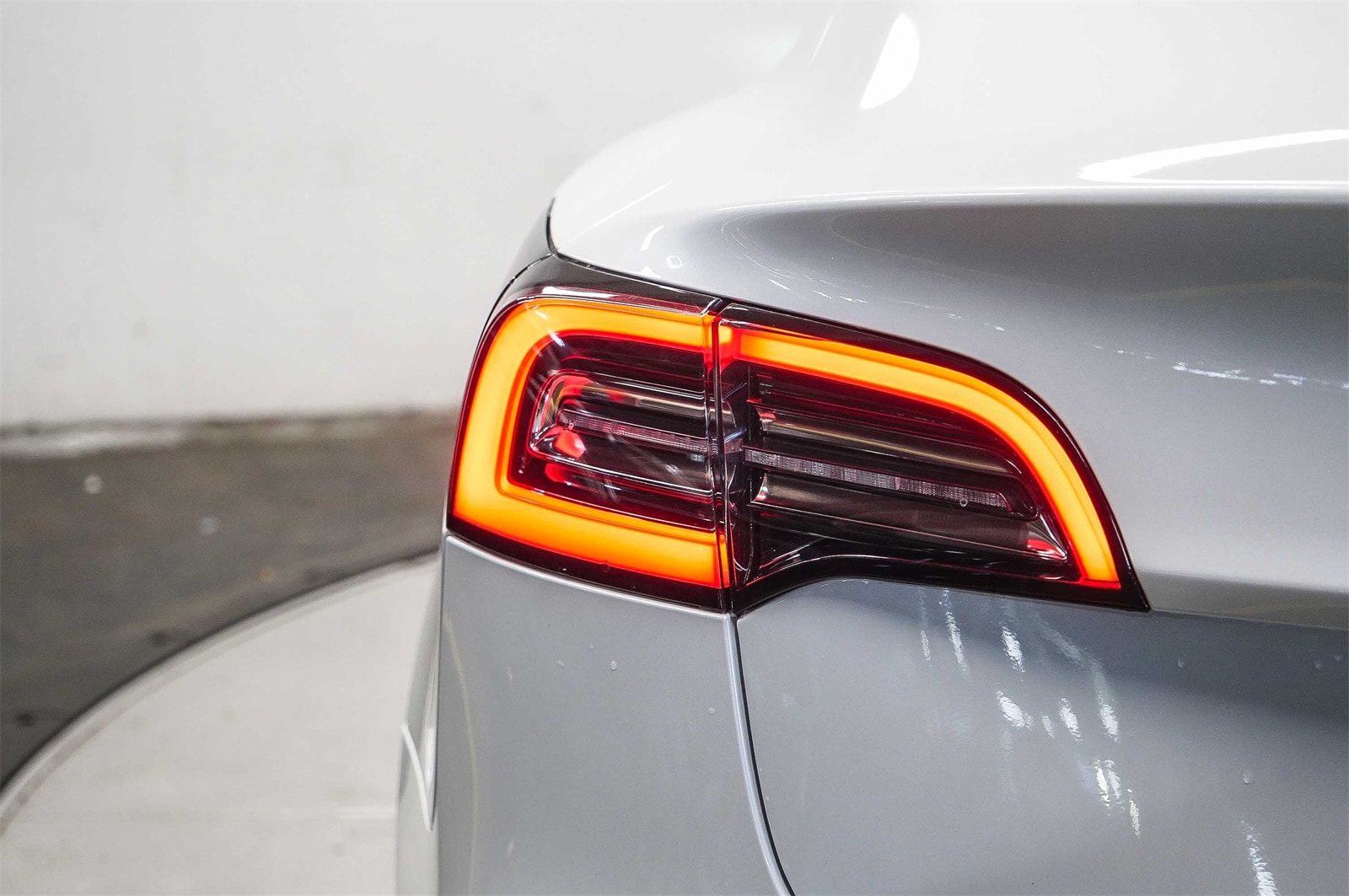 Thumbnail: 2020 Tesla Model 3 - 11