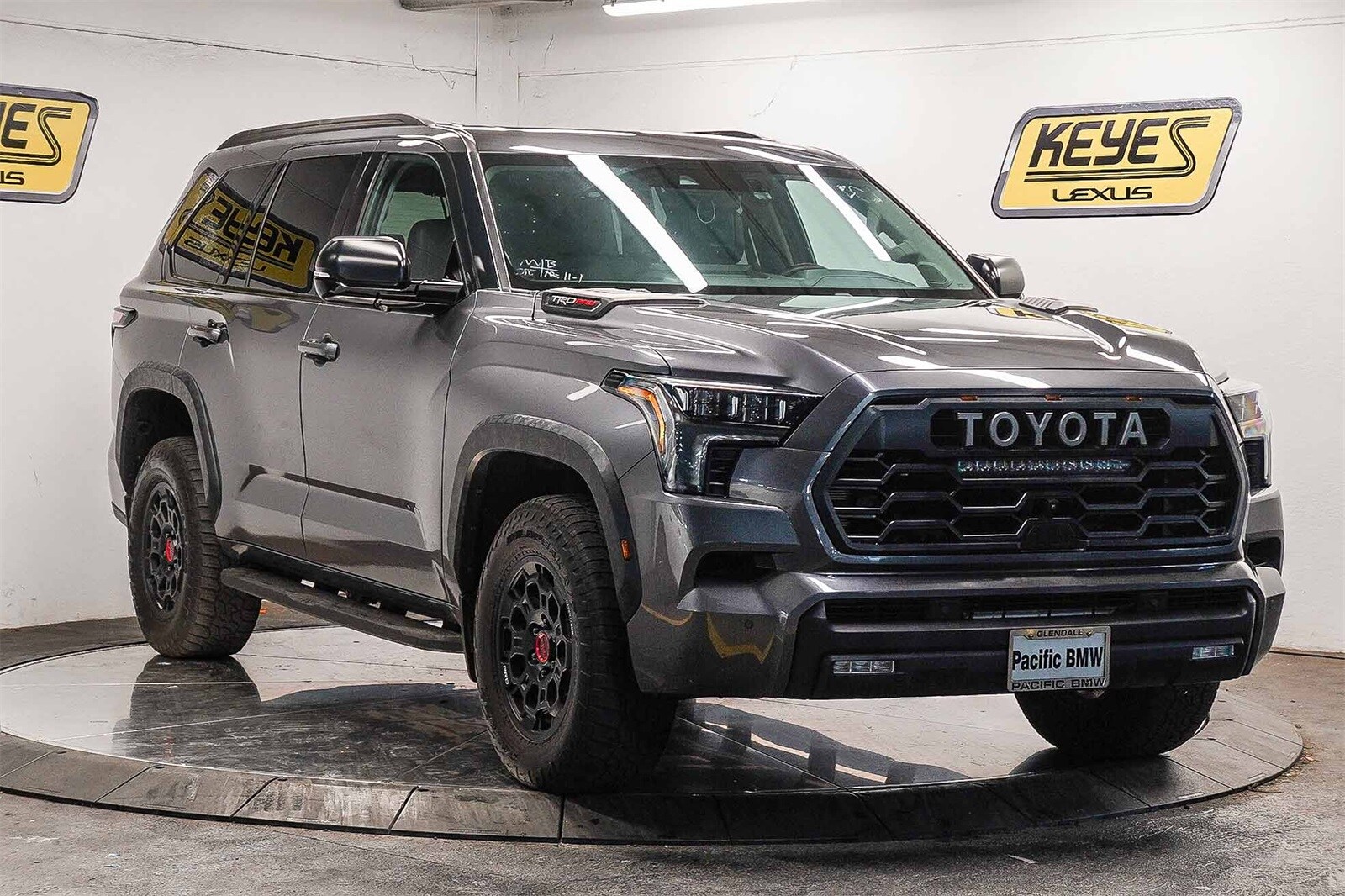 2023 Toyota Sequoia TRD Pro photo 3