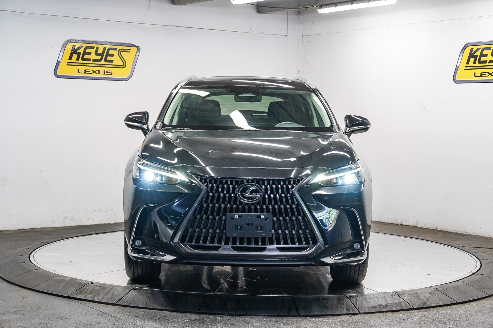 Thumbnail: 2024 Lexus ES - 5