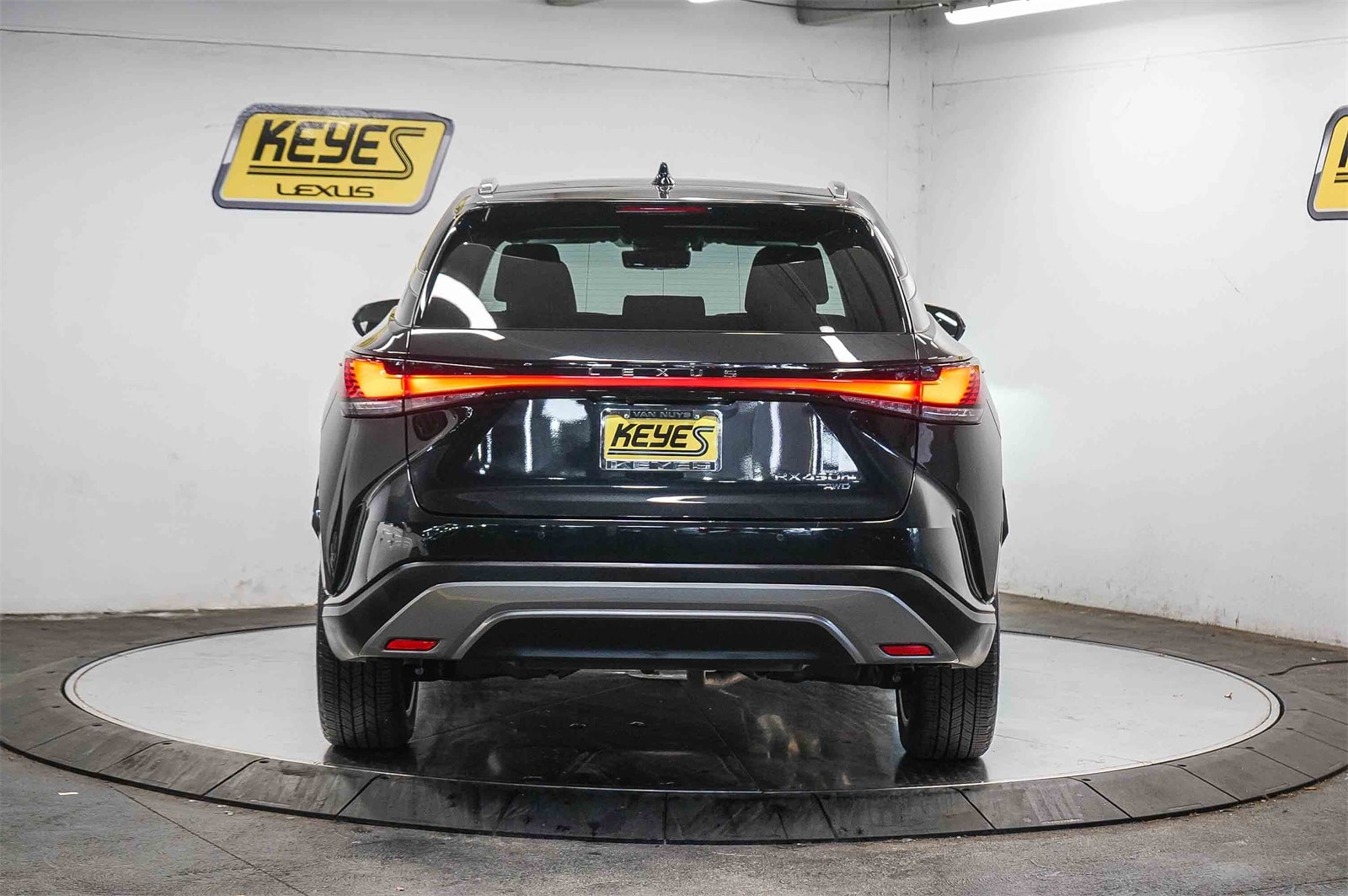 Thumbnail: 2024 Lexus RX - 3