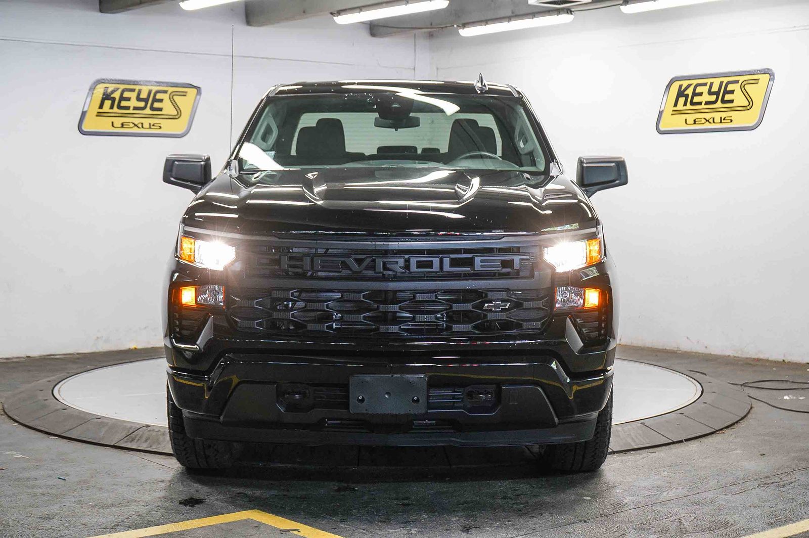 Thumbnail: 2026 Chevrolet Silverado 1500 - 3