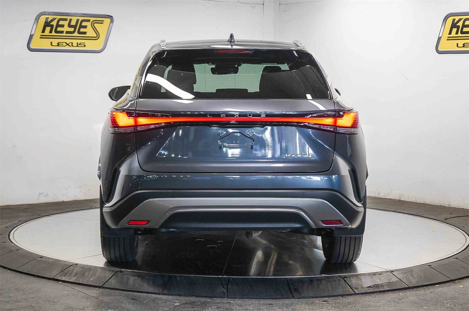 2024 Lexus RX 350 photo 3