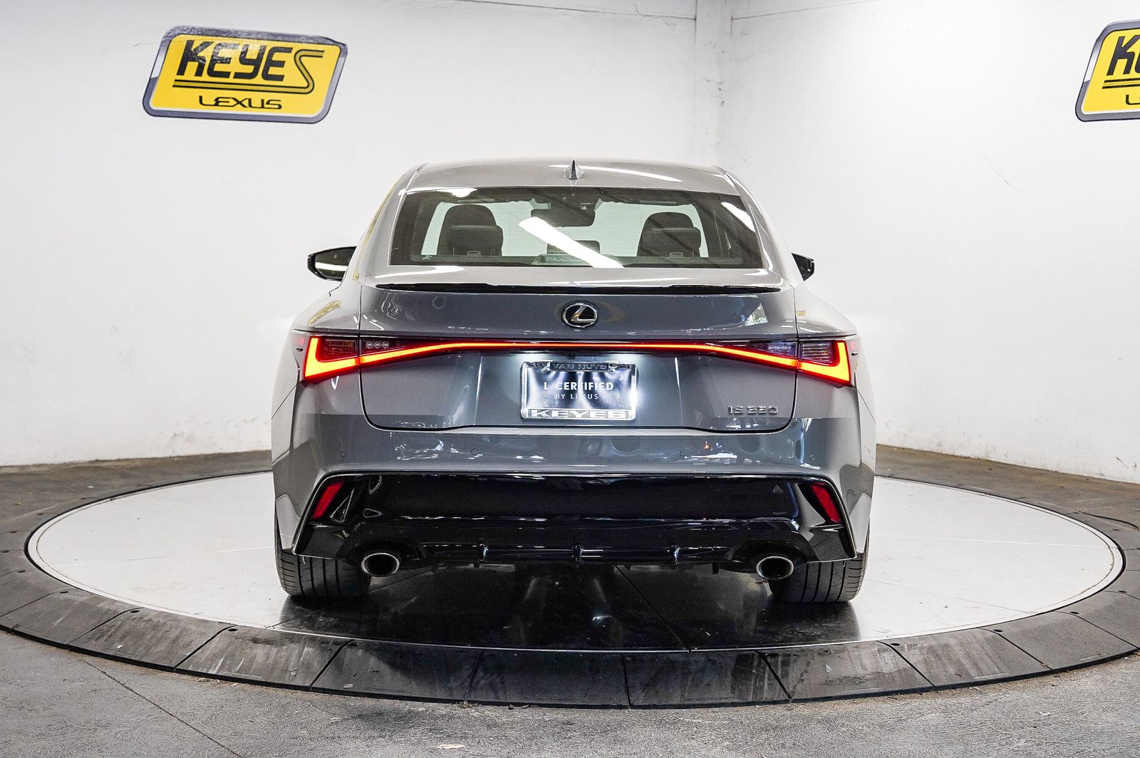 Thumbnail: 2025 Lexus ES - 2