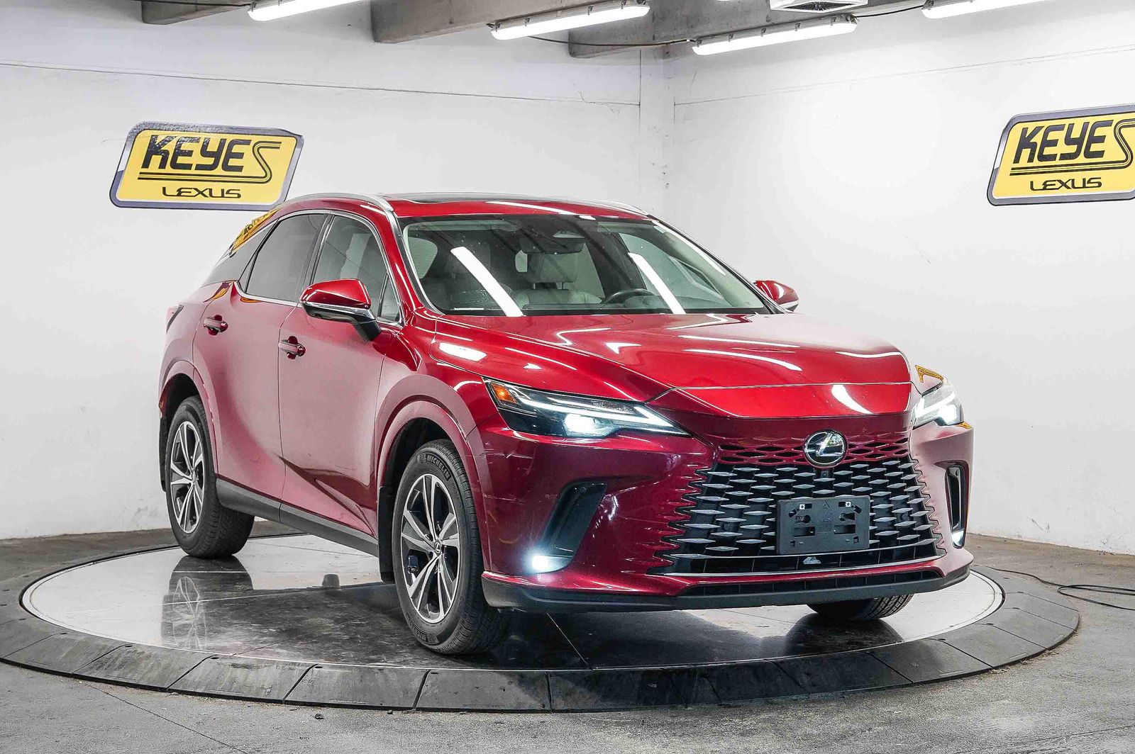 Thumbnail: 2024 Lexus RX - 4