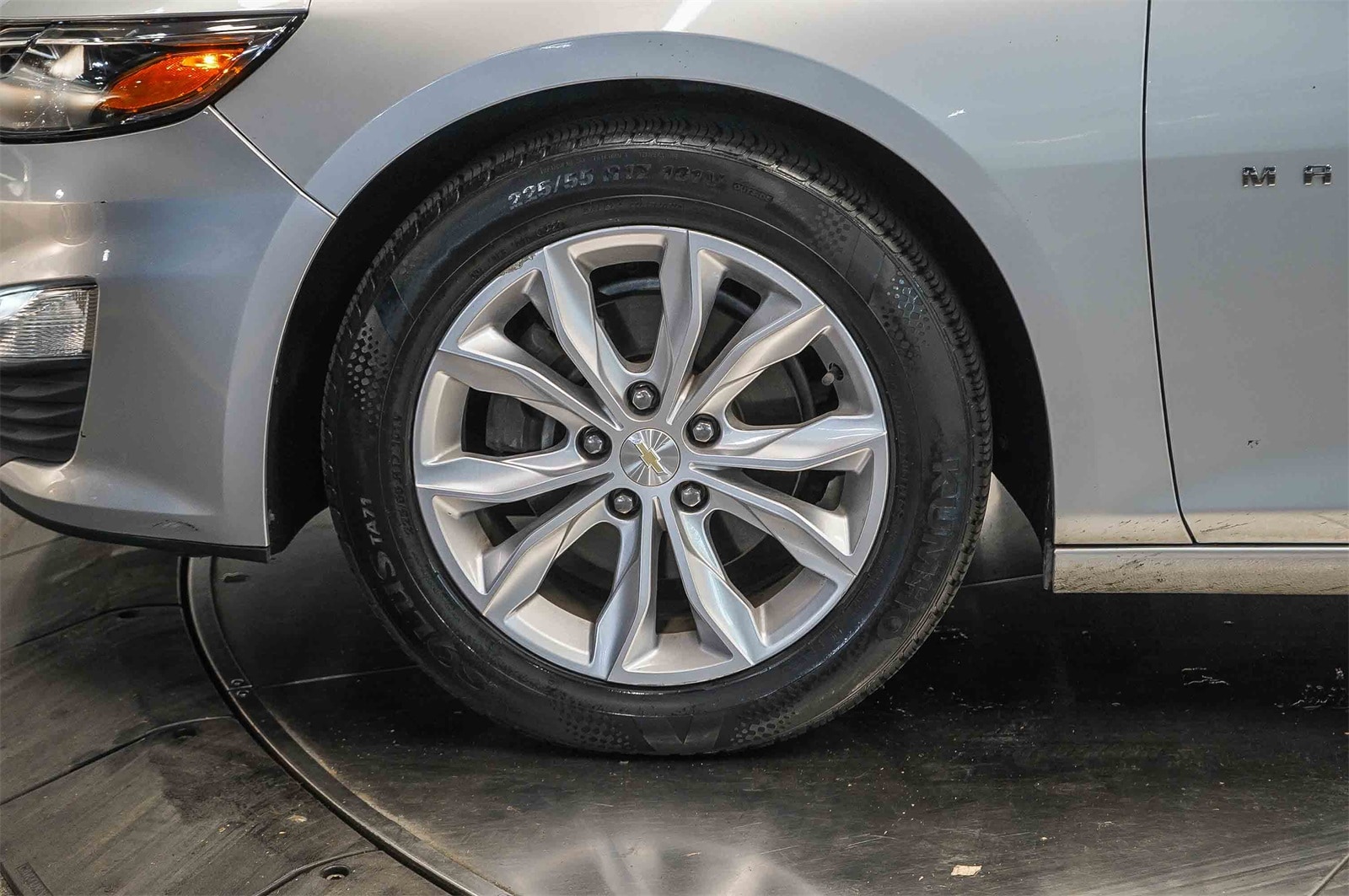 Thumbnail: 2020 Chevrolet Malibu - 9