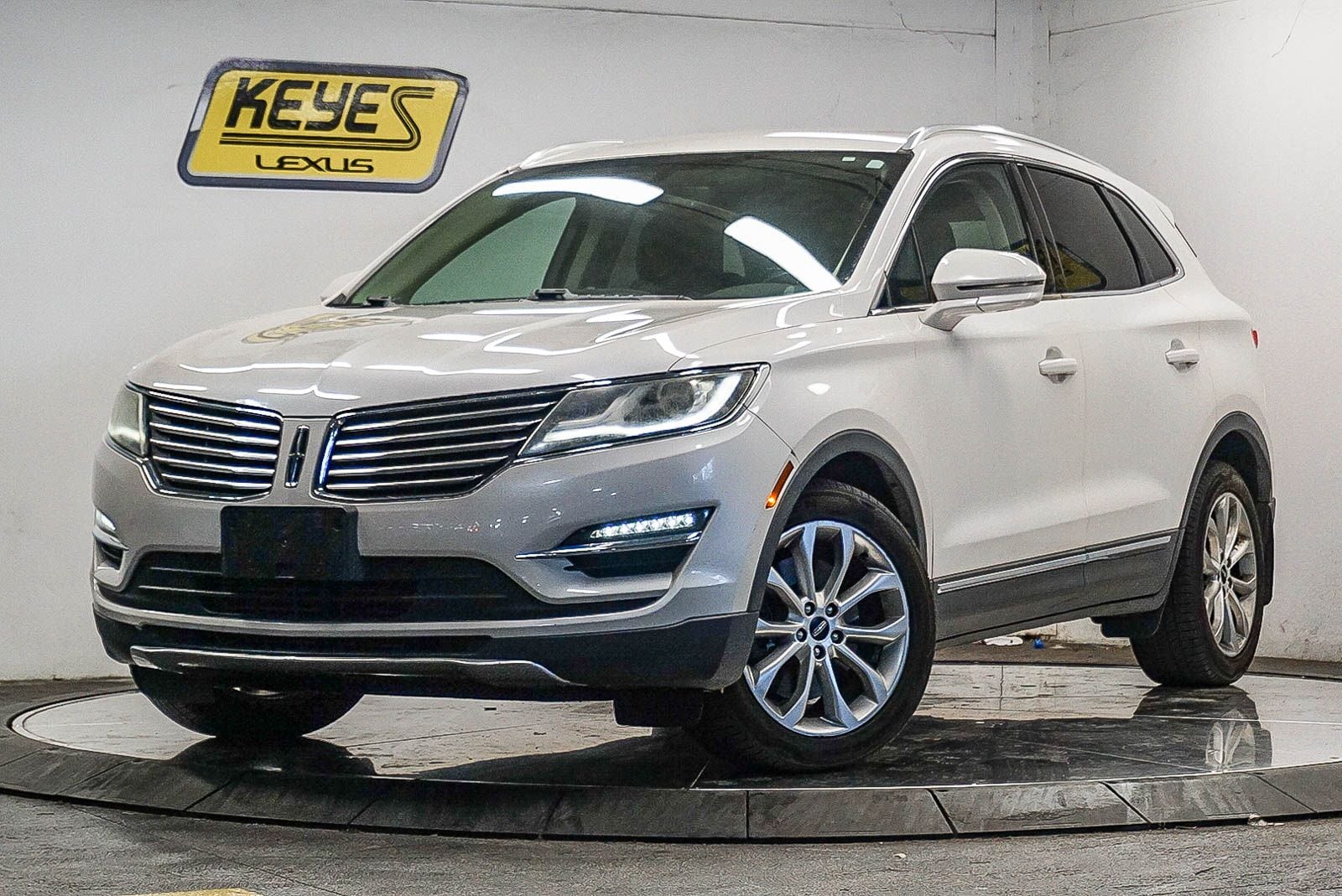 2017 Lincoln MKC Select -
                  Van Nuys, CA