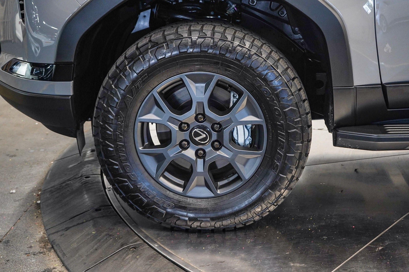 Thumbnail: 2025 Lexus GX - 9