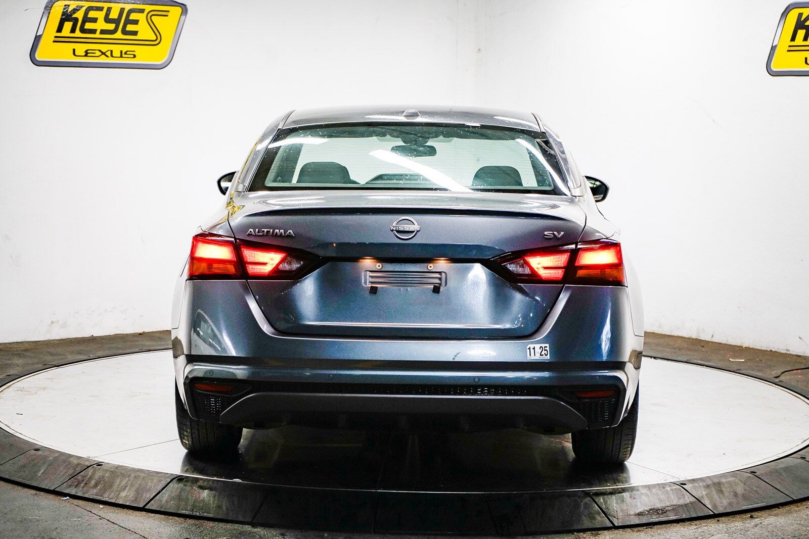 2024 Nissan Altima SV photo 3