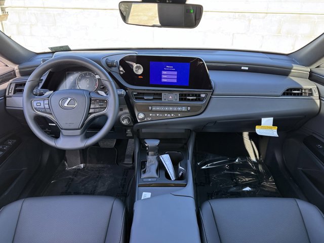 Thumbnail: 2025 Lexus ES - 25