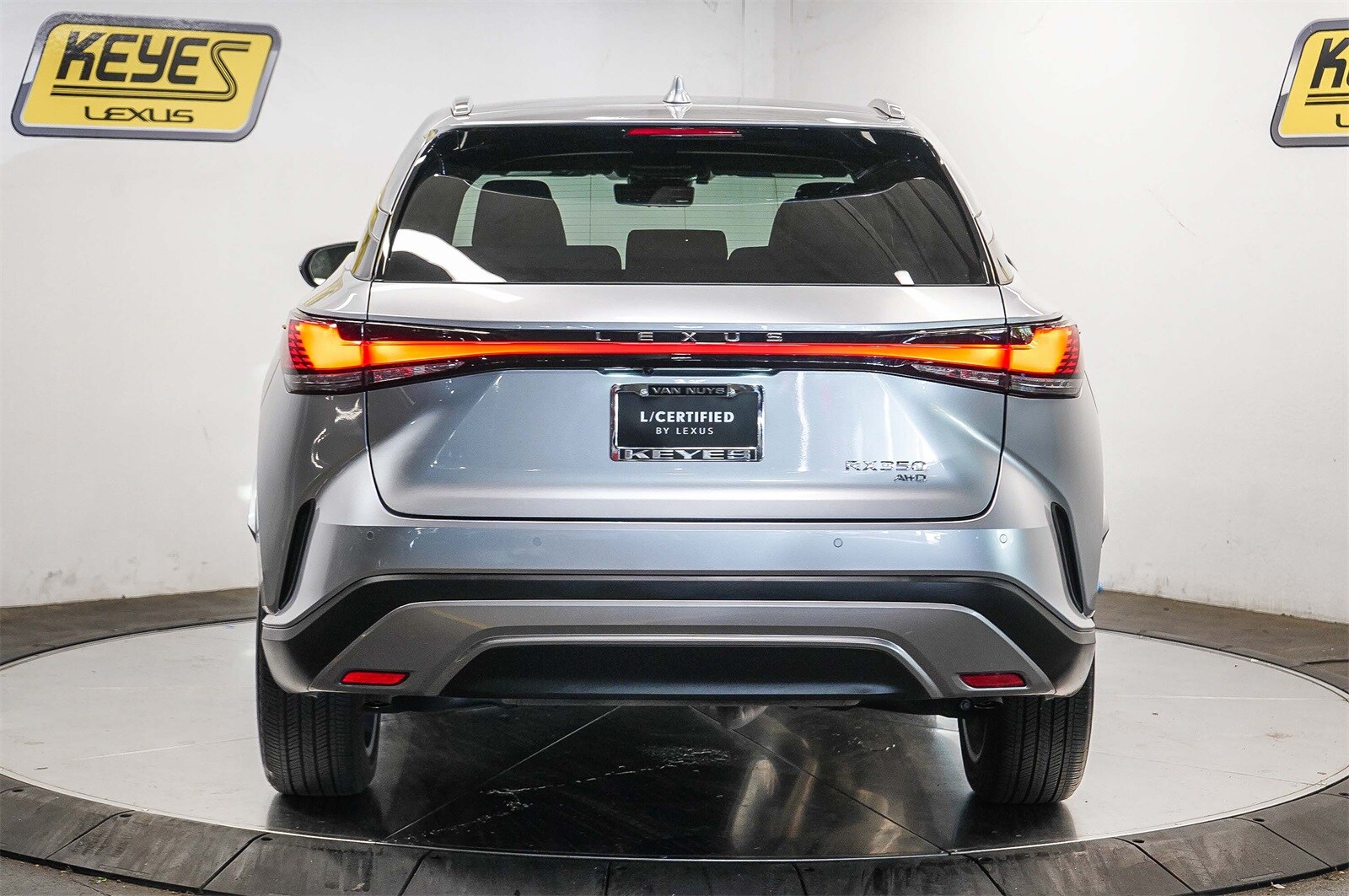 2024 Lexus RX 350 Premium photo 2