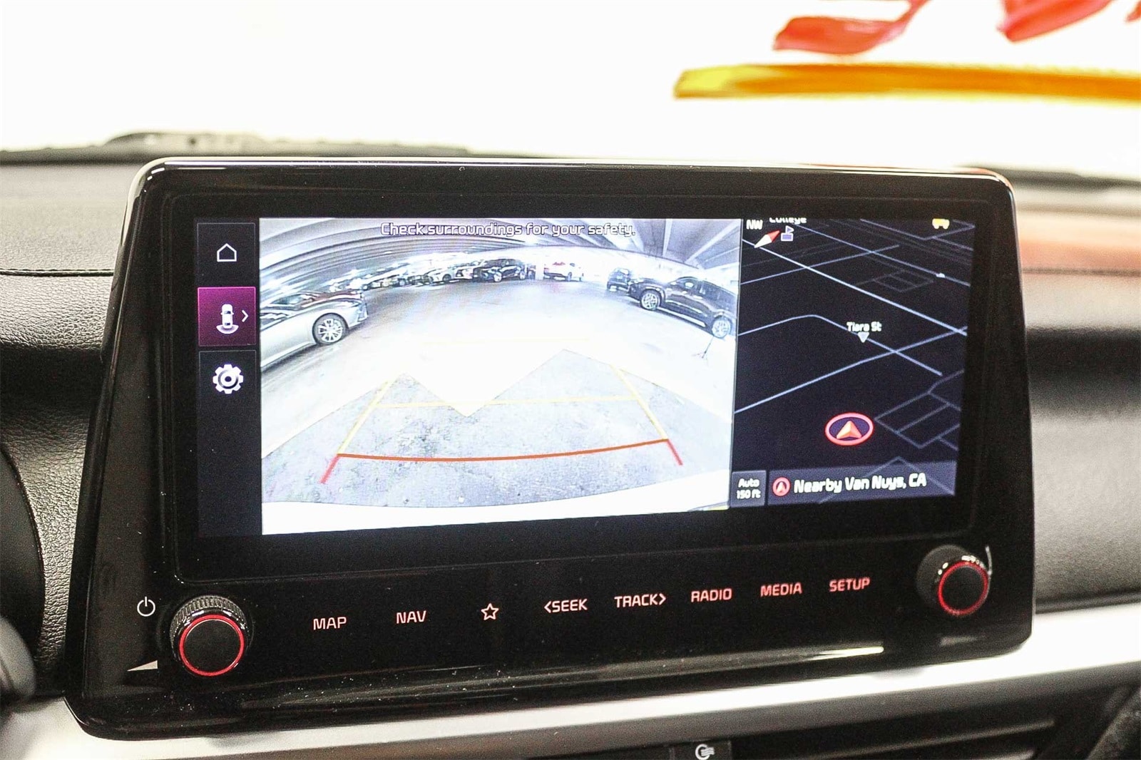 Thumbnail: 2023 Kia Forte - 16