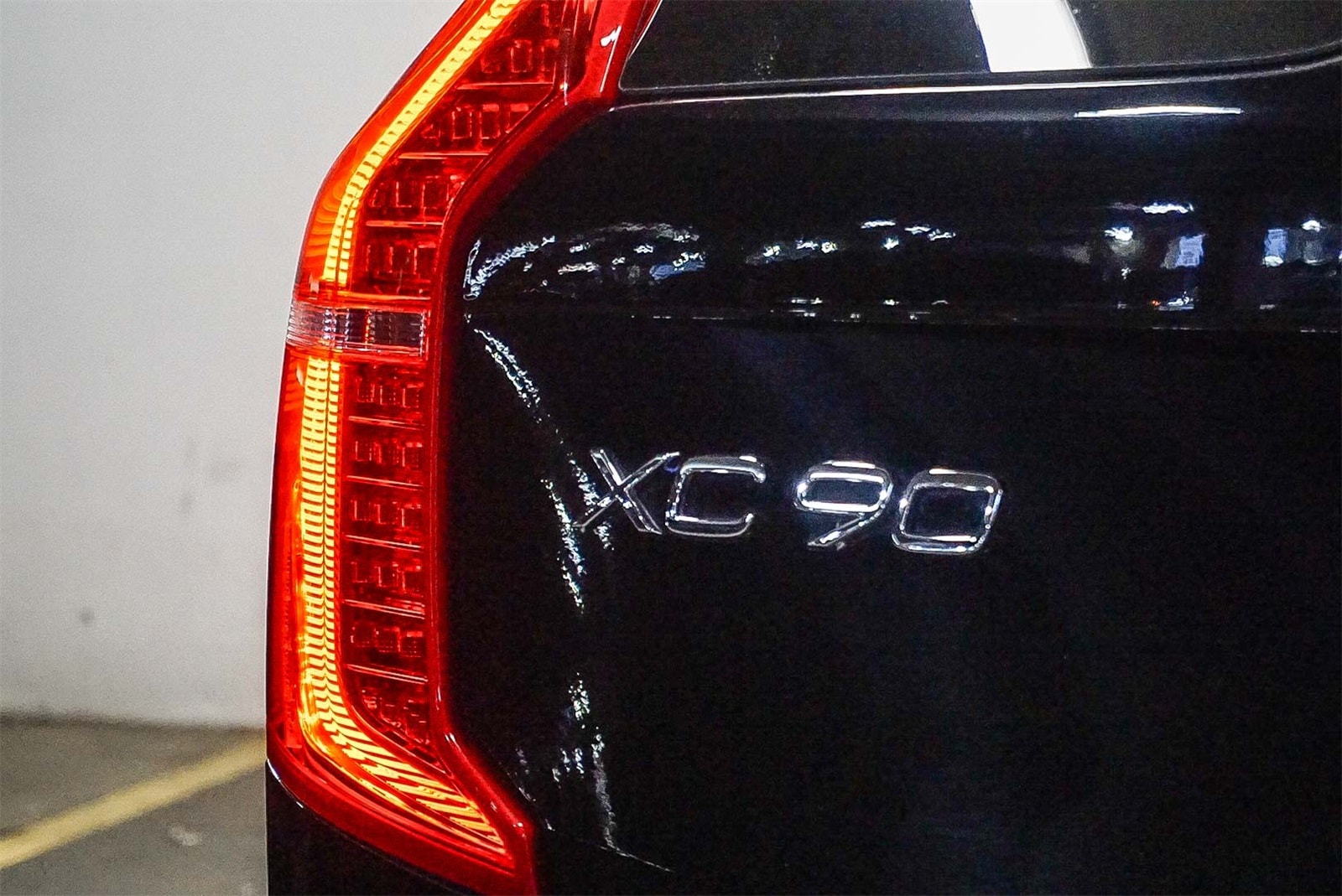 Thumbnail: 2021 Volvo XC90 - 11