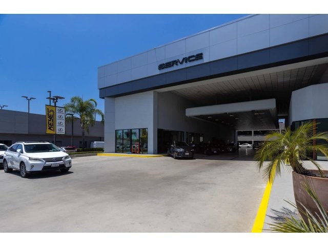 Thumbnail: 2026 Lexus IS - 36