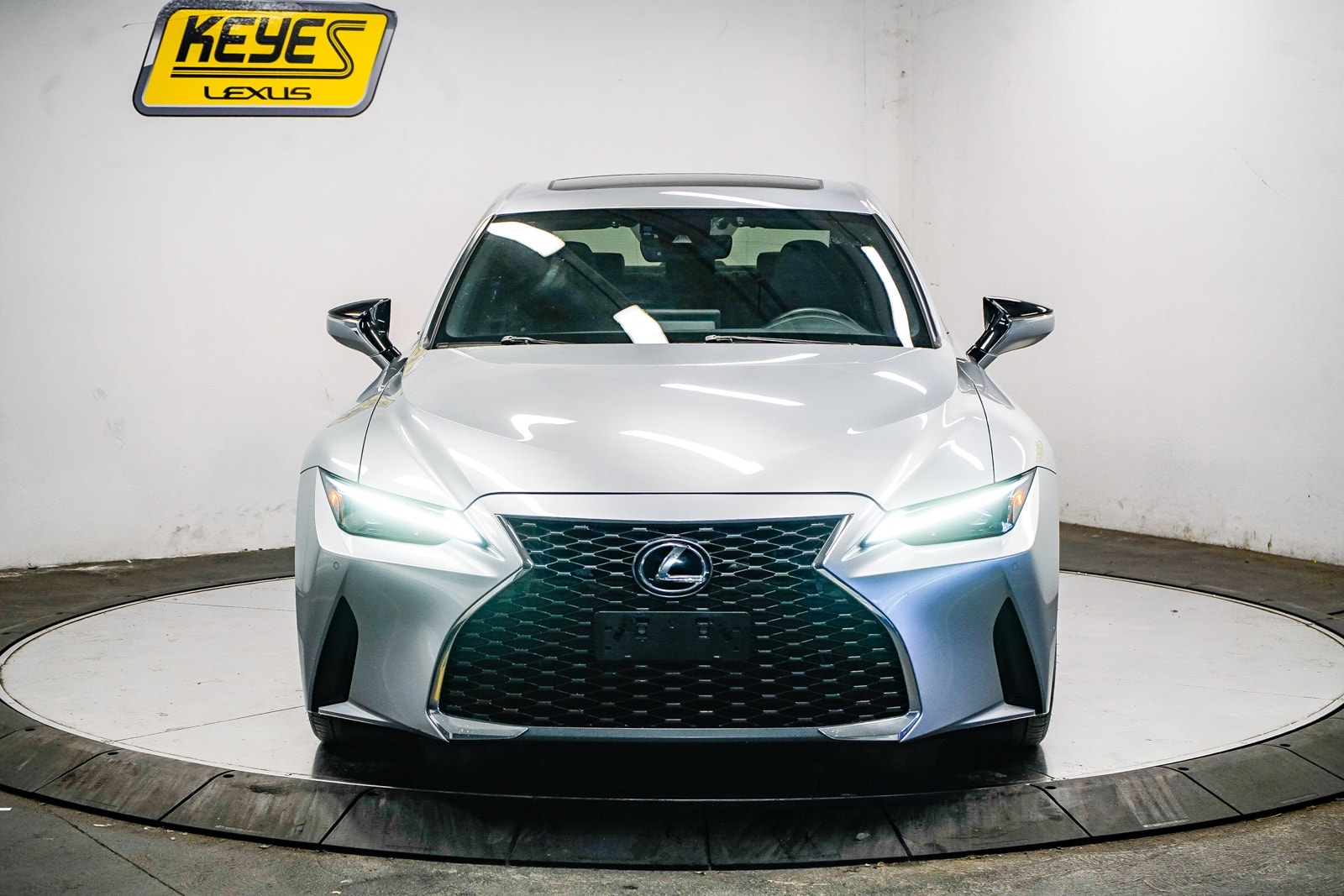 Thumbnail: 2021 Lexus IS - 6