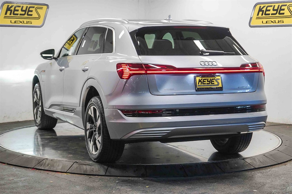 Used 2023 Audi e-tron Premium SUV