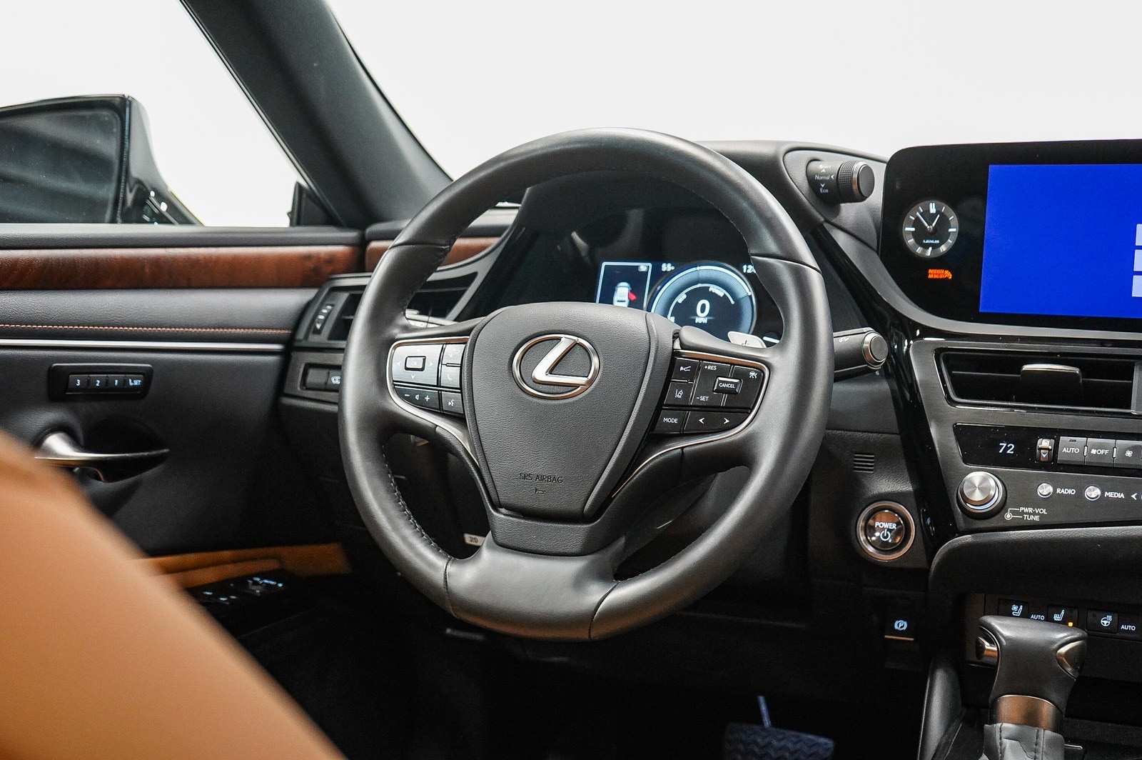 Thumbnail: 2025 Lexus ES - 15