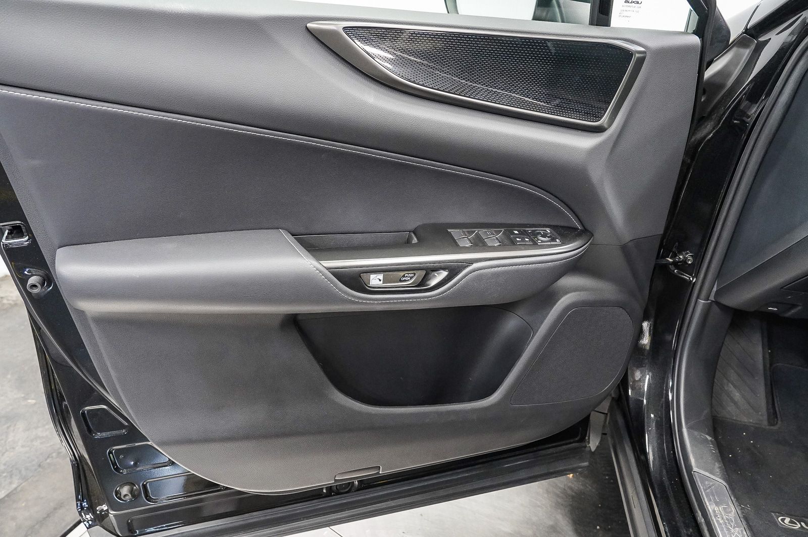 Thumbnail: 2024 Lexus ES - 21