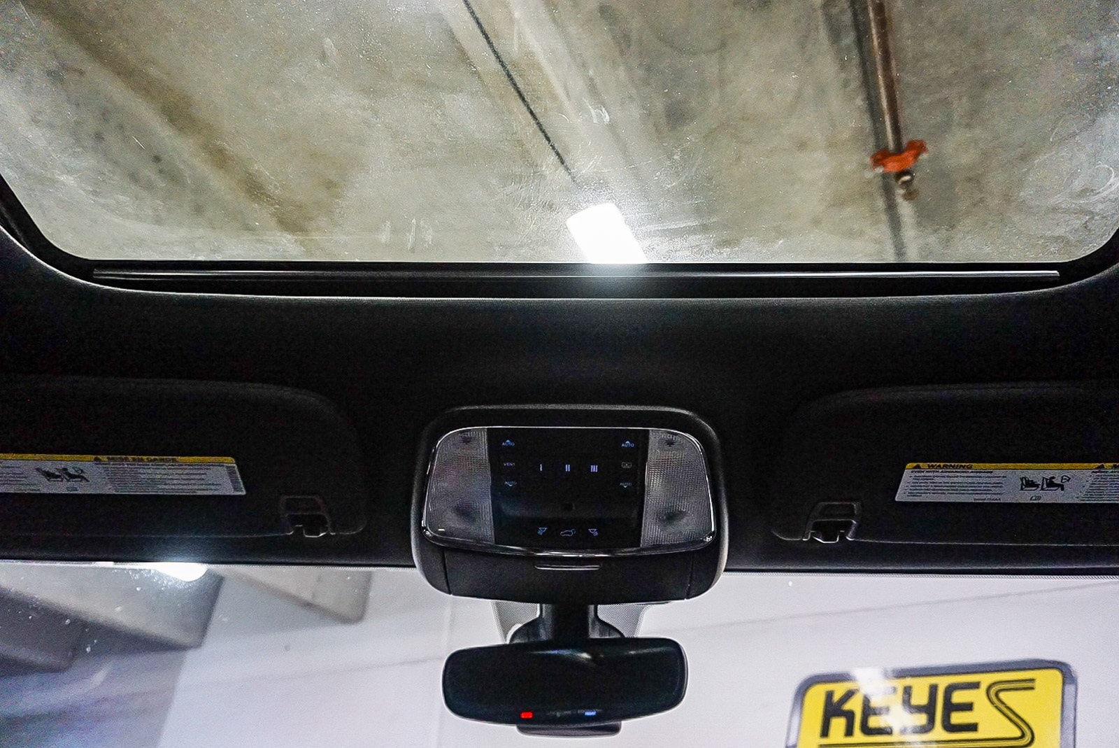 Thumbnail: 2020 Jeep Grand Cherokee - 12