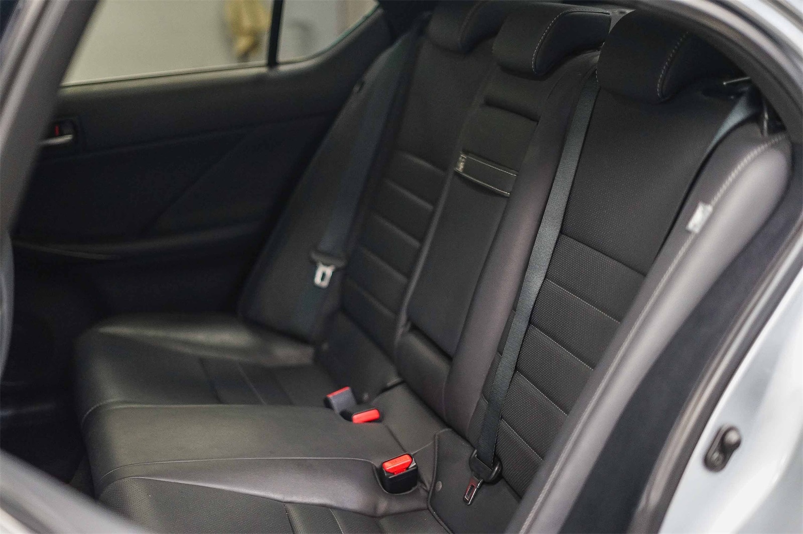 Thumbnail: 2023 Lexus IS - 17