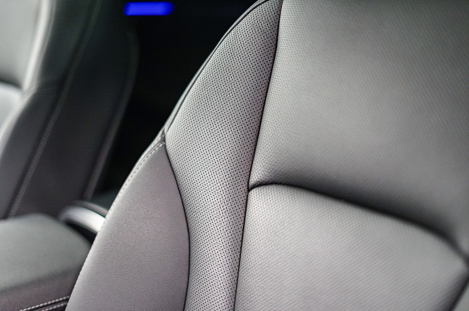 Thumbnail: 2022 Audi Q8 - 27