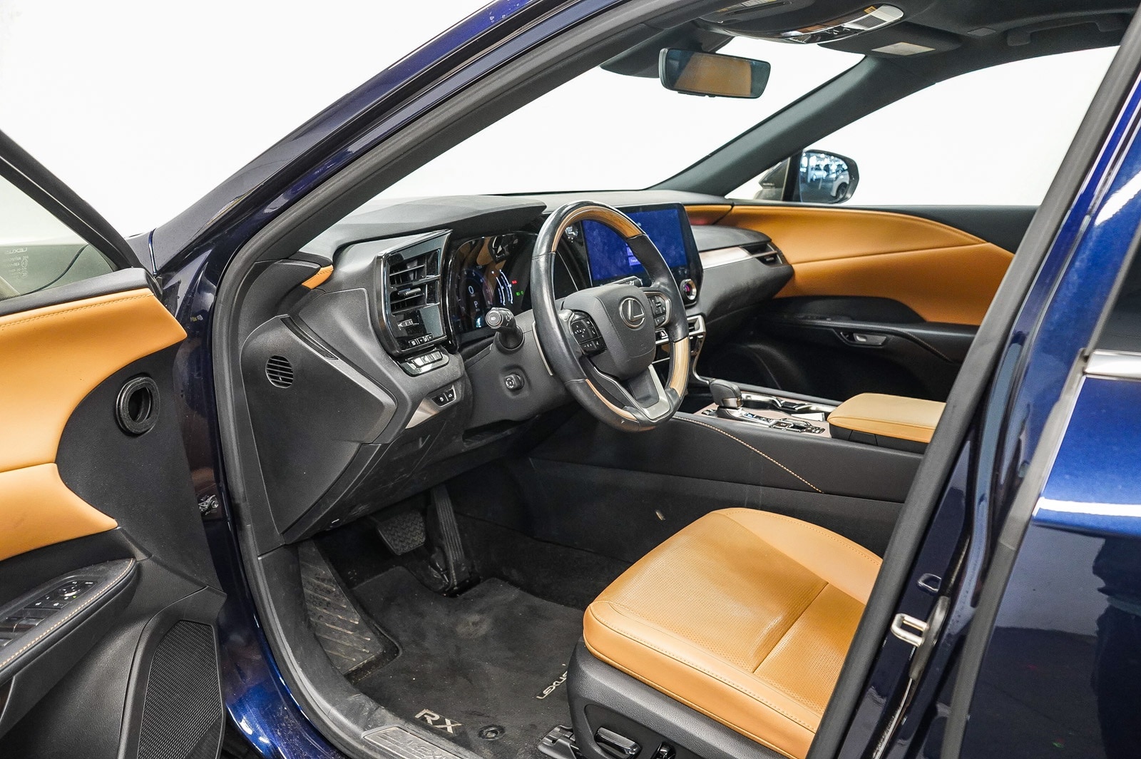 Thumbnail: 2024 Lexus RX - 18