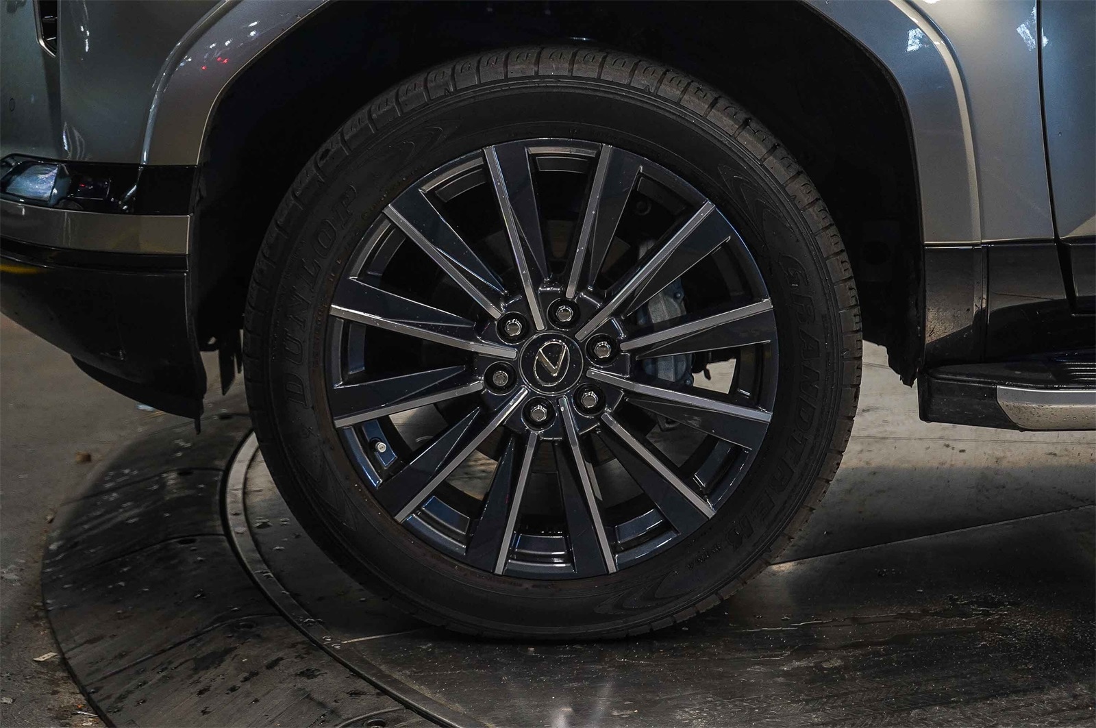 Thumbnail: 2024 Lexus GX - 9