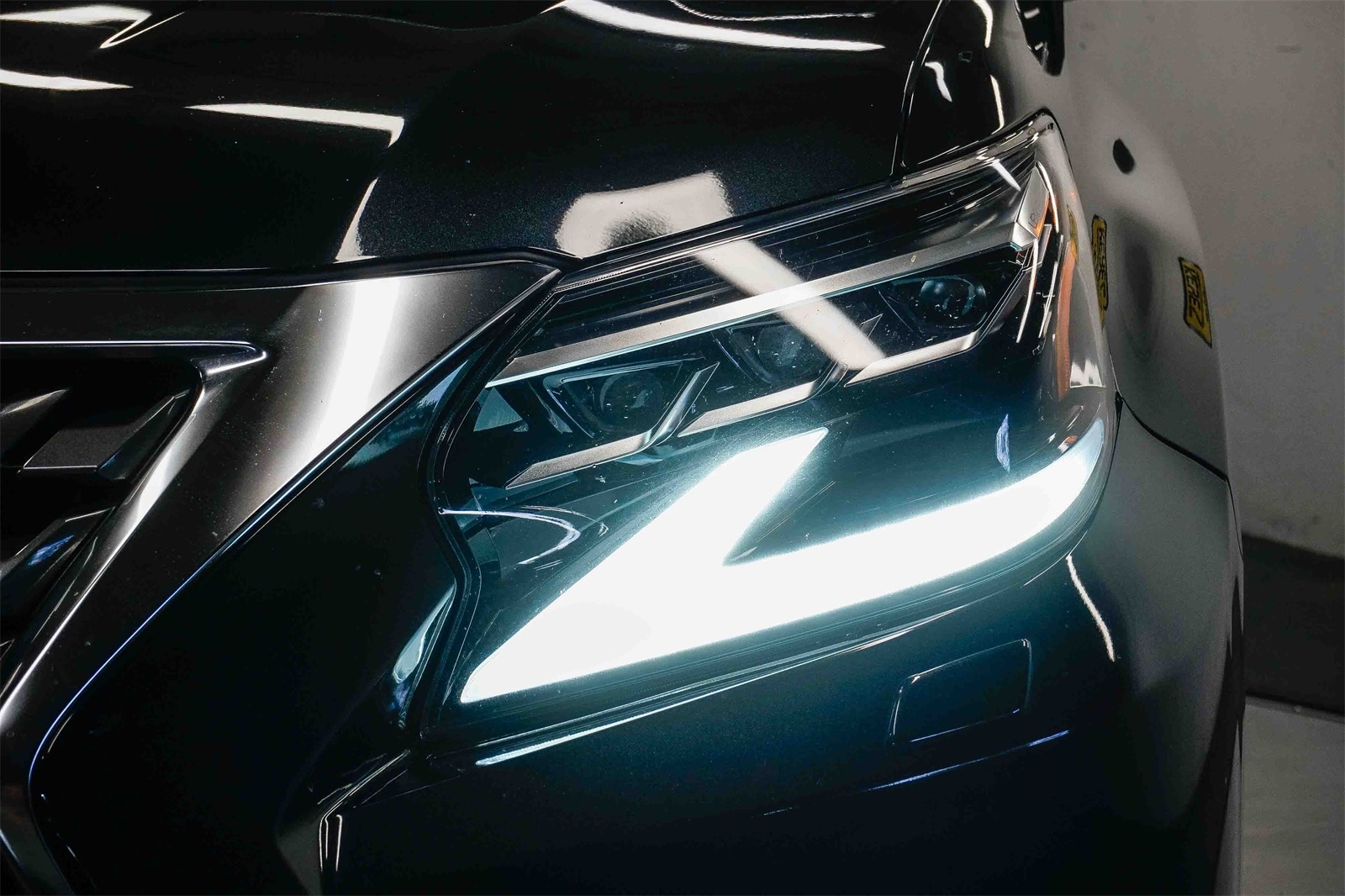 Thumbnail: 2023 Lexus GX - 7