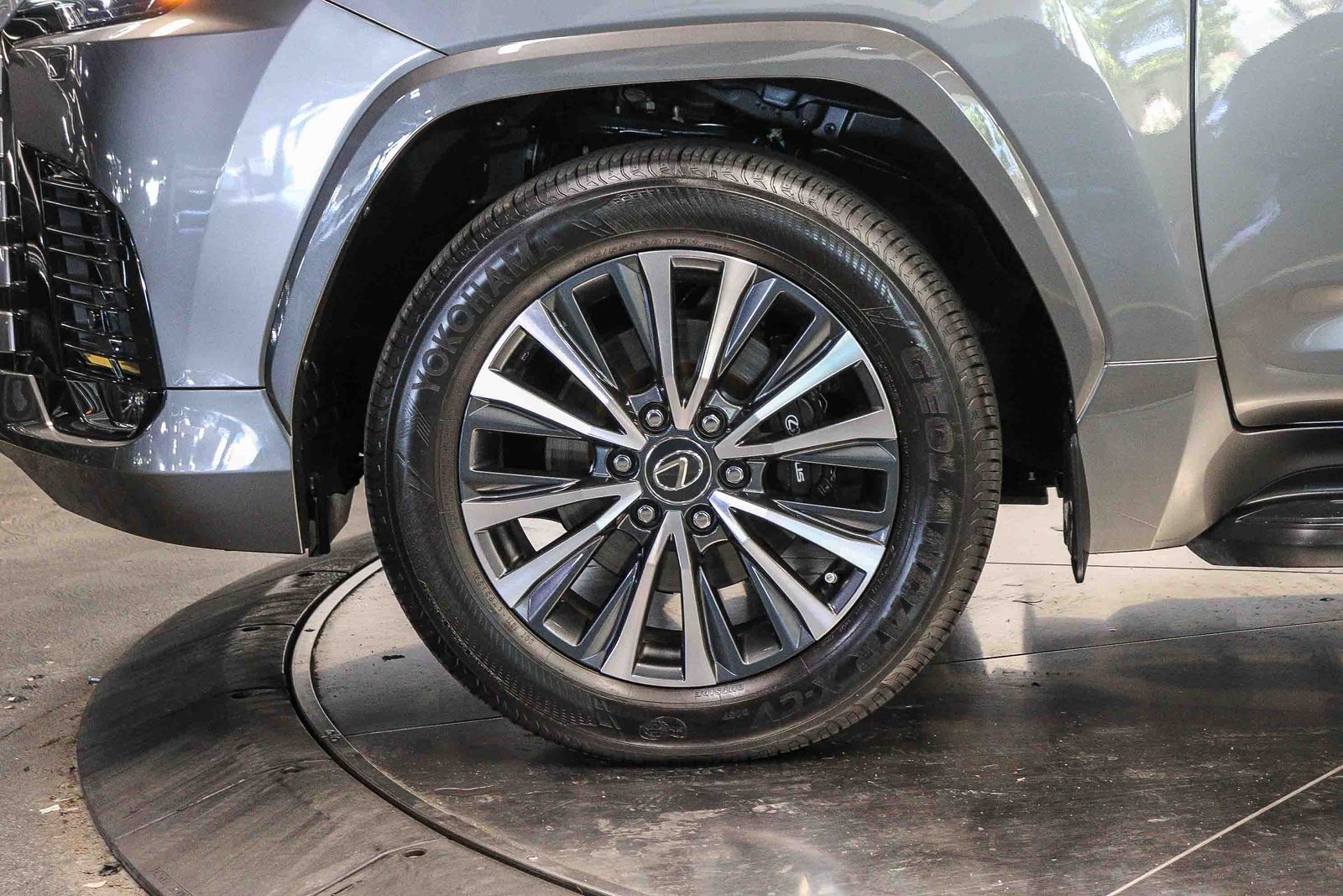 Thumbnail: 2024 Lexus LX - 9