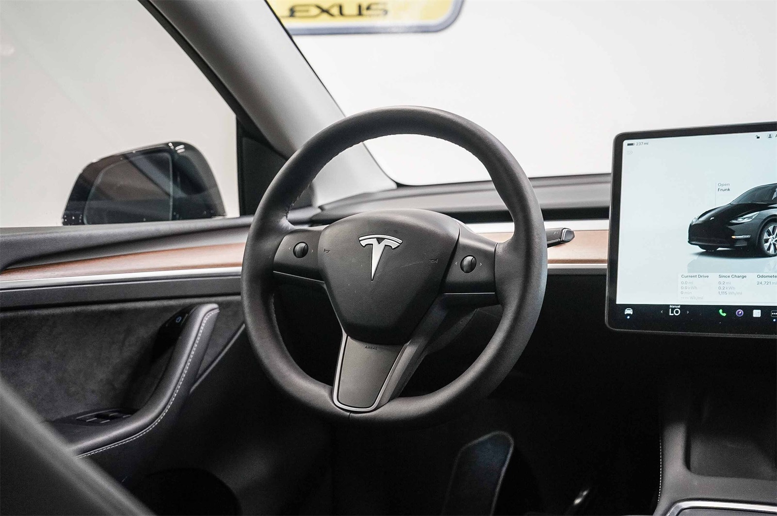 Thumbnail: 2022 Tesla Model Y - 15
