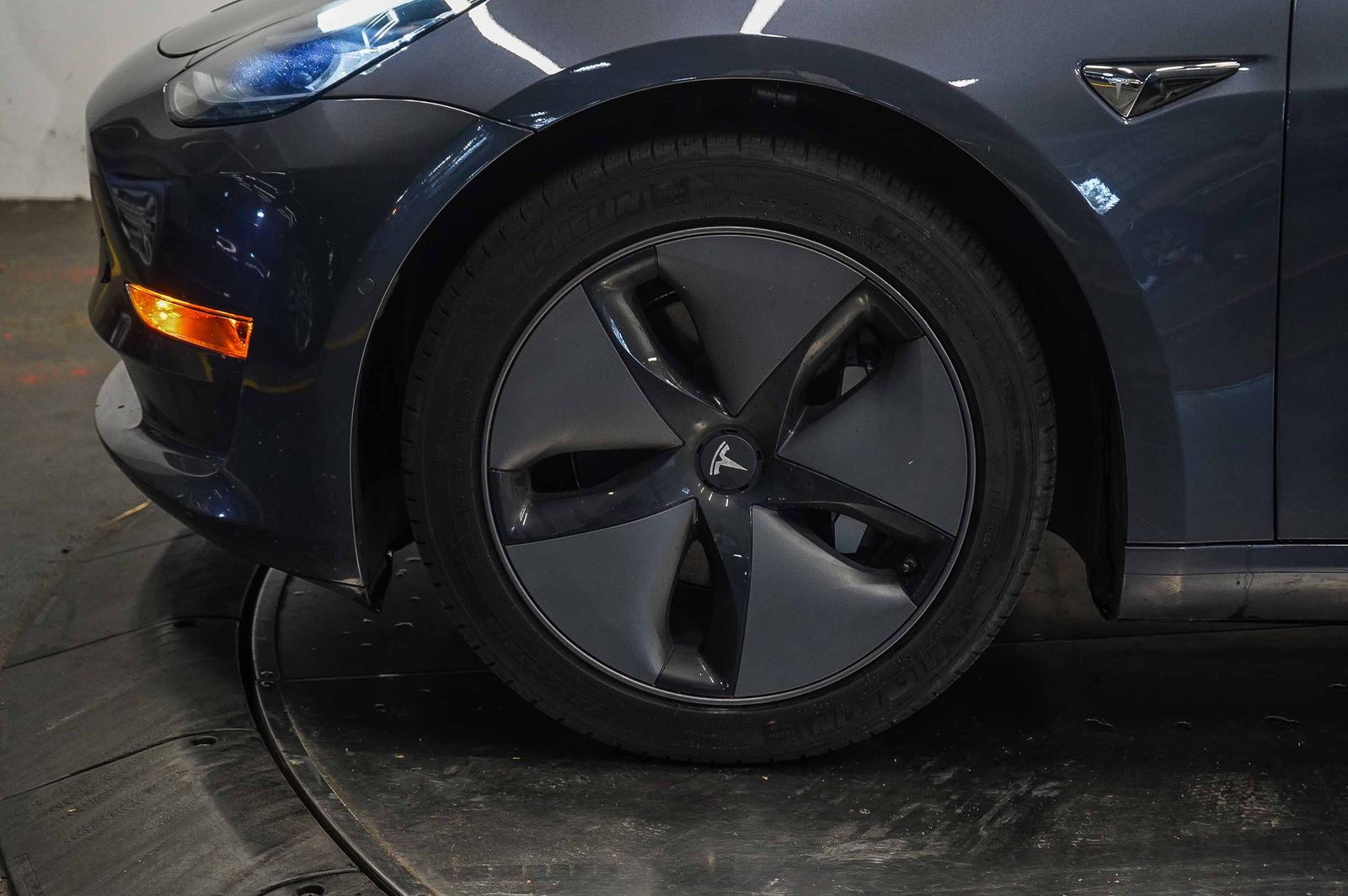 Thumbnail: 2019 Tesla Model 3 - 9