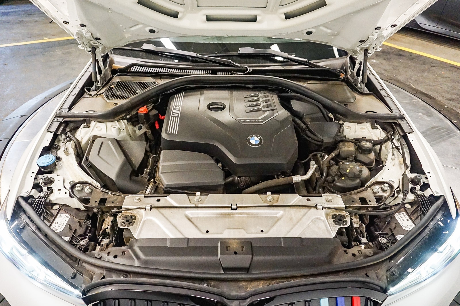 Thumbnail: 2023 BMW 3 Series - 28